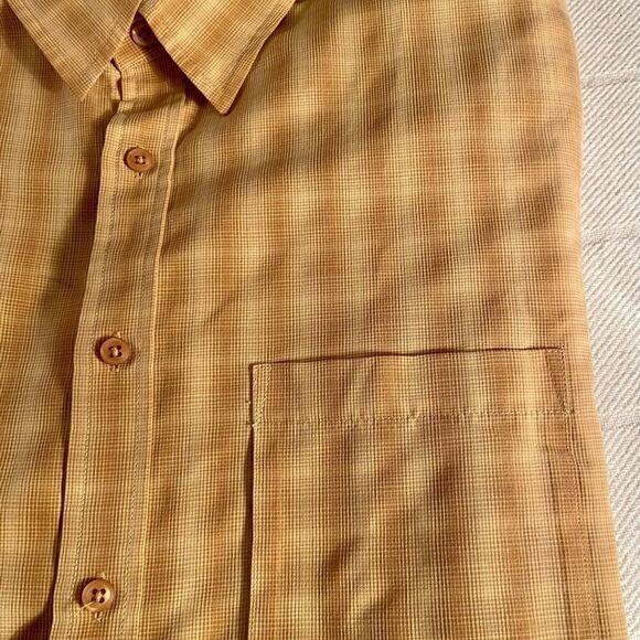 Jones New York Men's Short Sleeve Button Up Shirt Plaid Yellow/Orange Size Med. - Picture 4 of 6